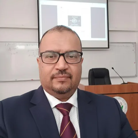 Portrait de M. Mohammed Bezzaze, formateur auditeur ISO 14001